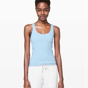 NWT LuLuLemon Seek Simplicity Tank.    * Breezy Size 6